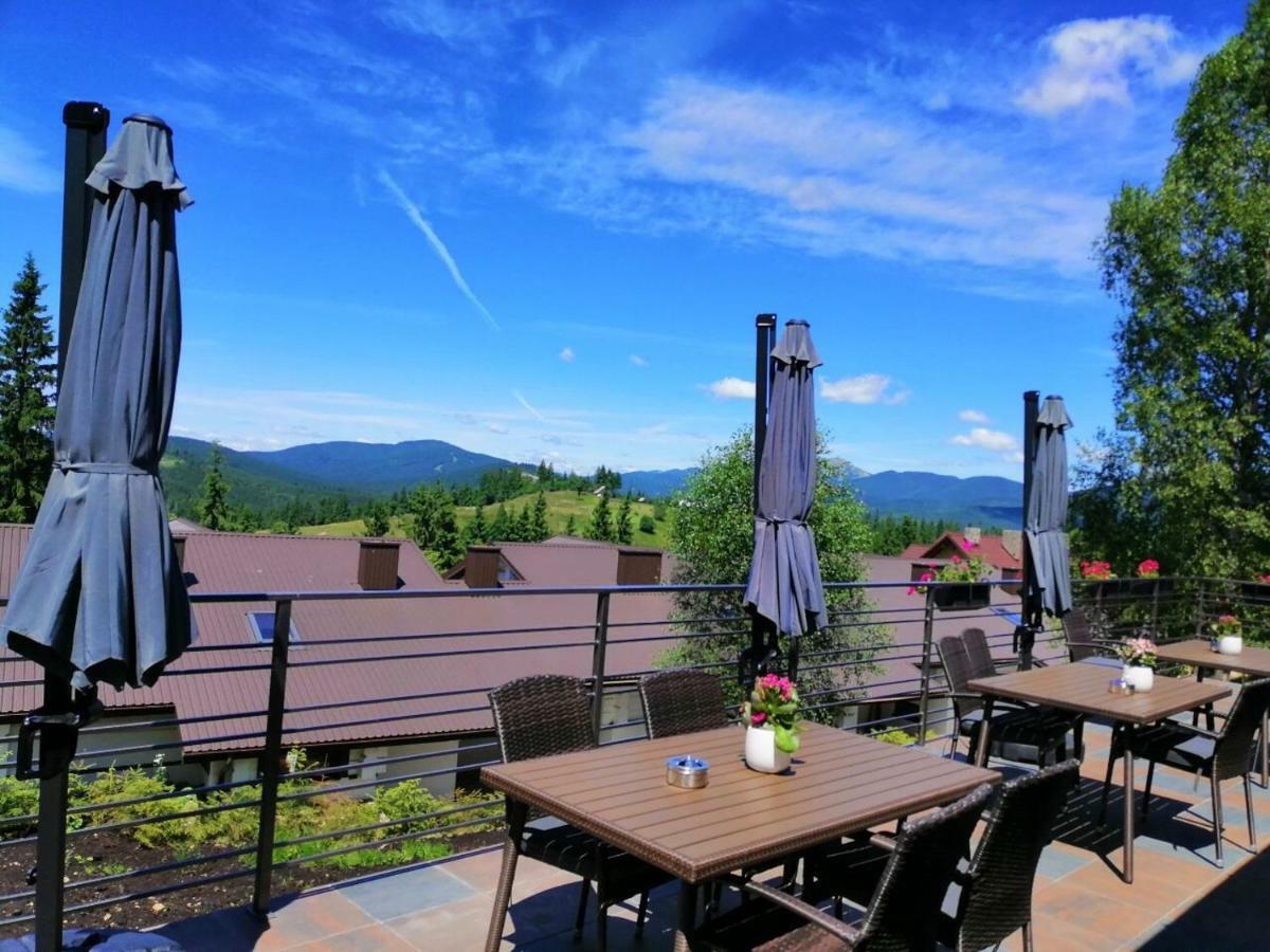 Good Days Shale Resort 4 Км До Буковеля 亚布卢尼齐亚 外观 照片