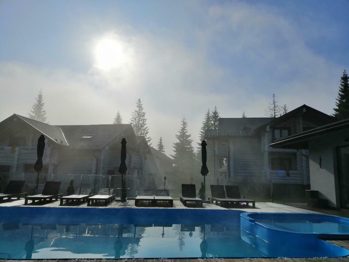 Good Days Shale Resort 4 Км До Буковеля 亚布卢尼齐亚 外观 照片